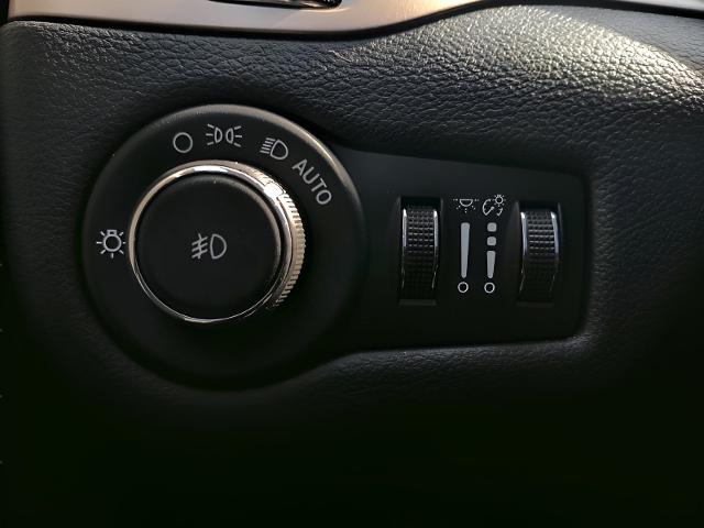 2017 Jeep Cherokee Vehicle Photo in Green Bay, WI 54304