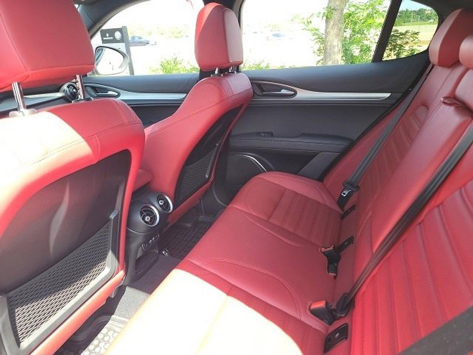 2022 Alfa Romeo Stelvio Vehicle Photo in Willow Grove, PA 19090