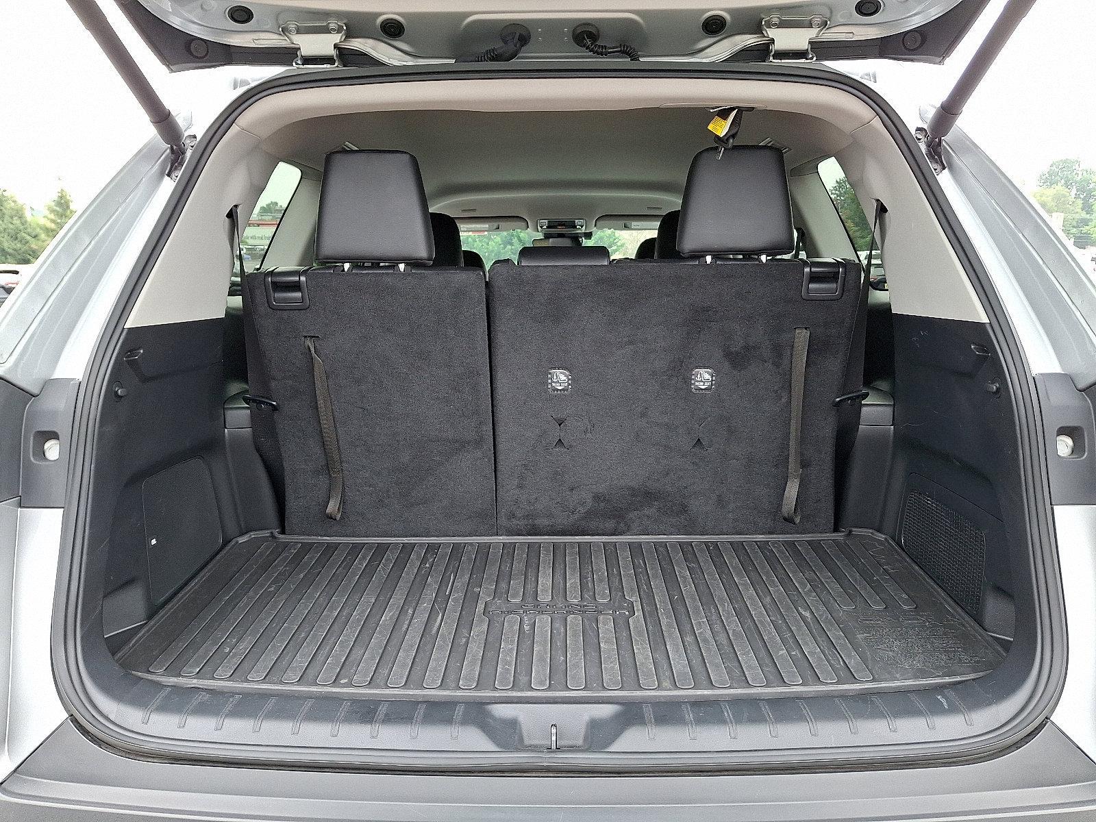 2024 Toyota Grand Highlander Vehicle Photo in Trevose, PA 19053