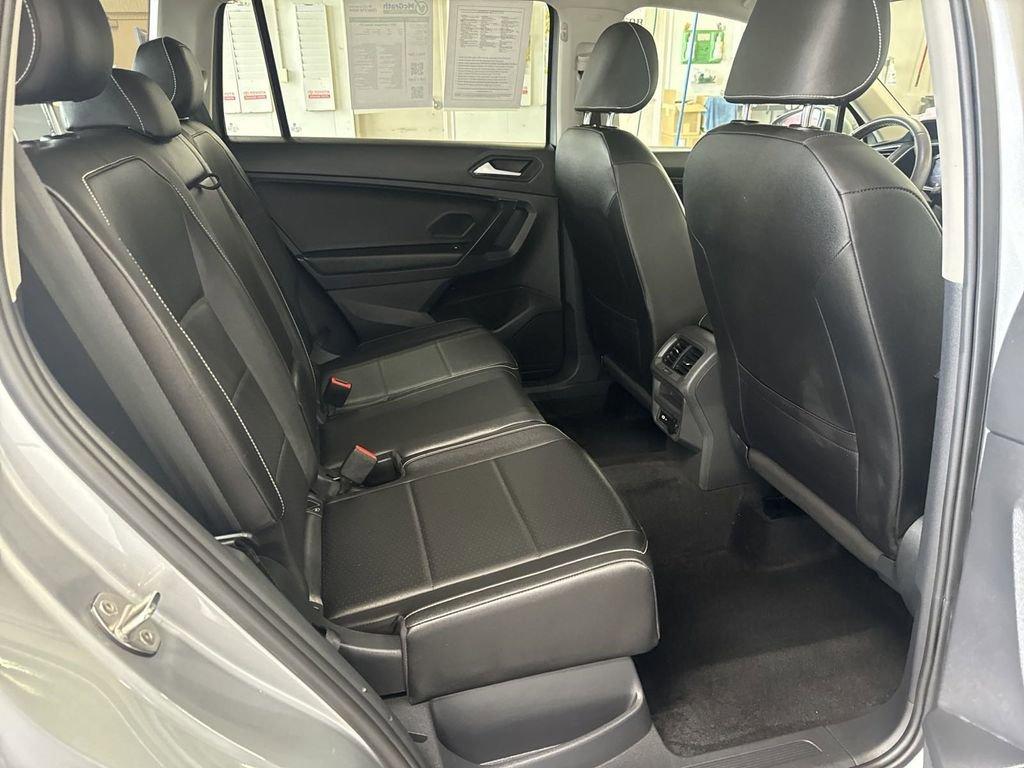 2021 Volkswagen Tiguan Vehicle Photo in Marion, IA 52302