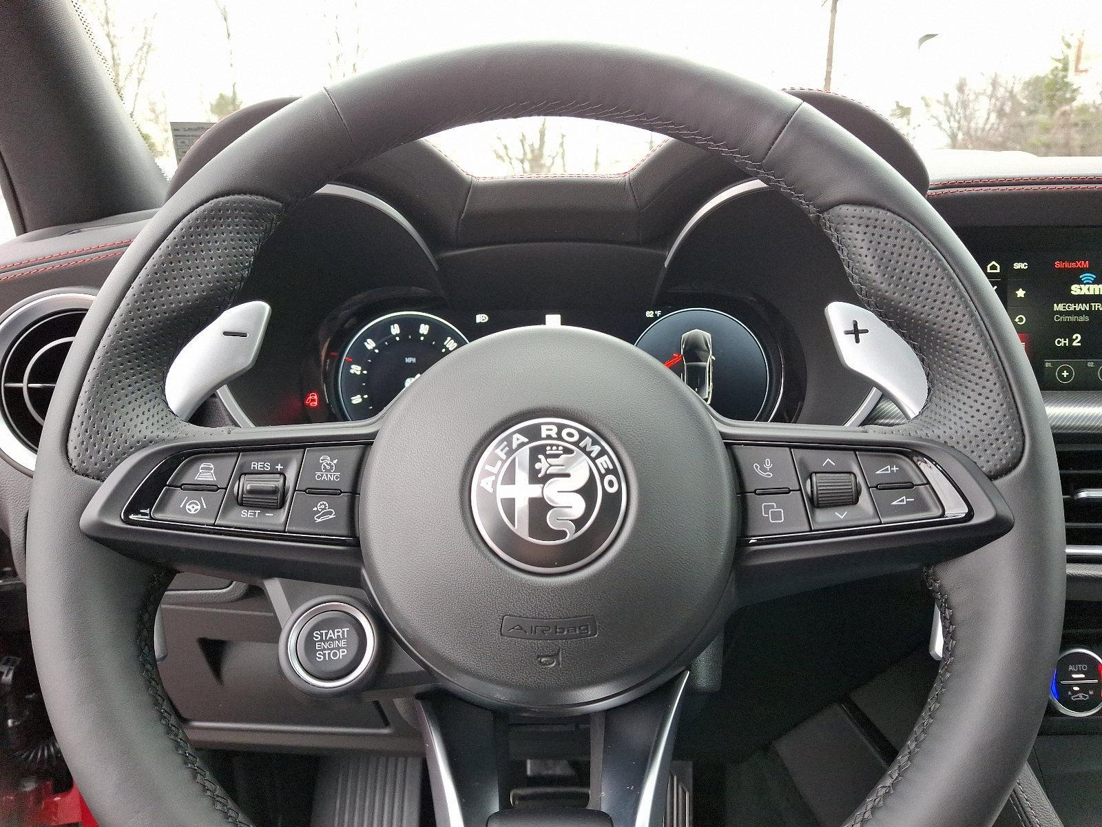 2025 Alfa Romeo Stelvio Vehicle Photo in Willow Grove, PA 19090