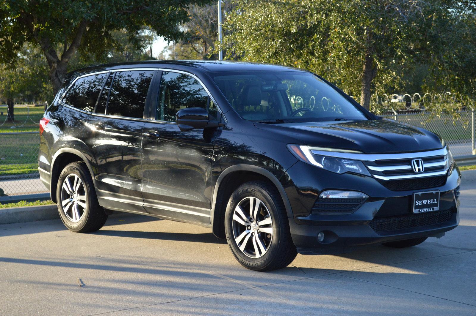 2016 Honda Pilot Vehicle Photo in Houston, TX 77090