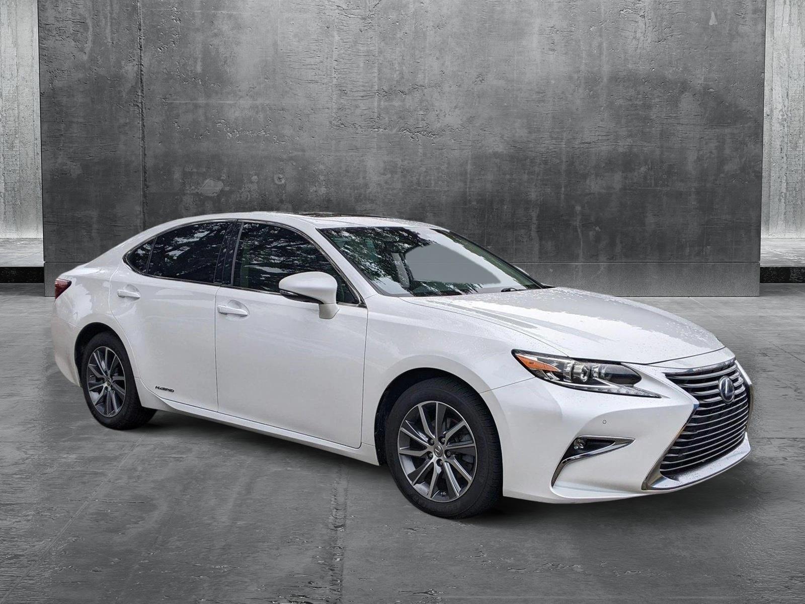 2017 Lexus ES Vehicle Photo in PEMBROKE PINES, FL 33024-6534