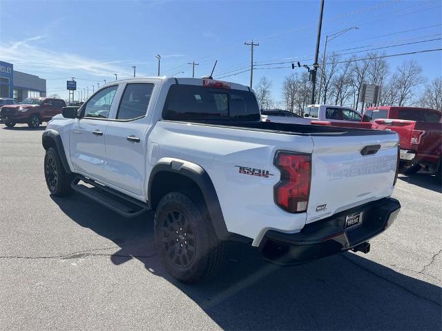 2025 Chevrolet Colorado Vehicle Photo in ALCOA, TN 37701-3235