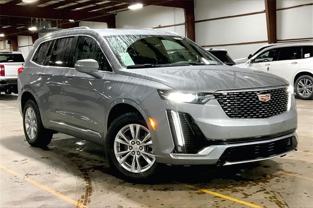 2025 Cadillac XT6 Vehicle Photo in KANSAS CITY, MO 64114-4545