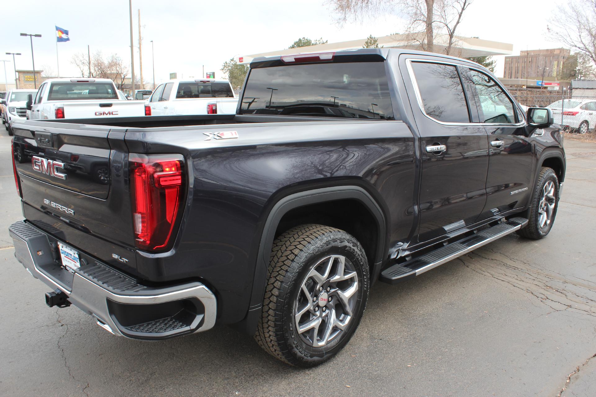 2025 GMC Sierra 1500 Vehicle Photo in AURORA, CO 80012-4011
