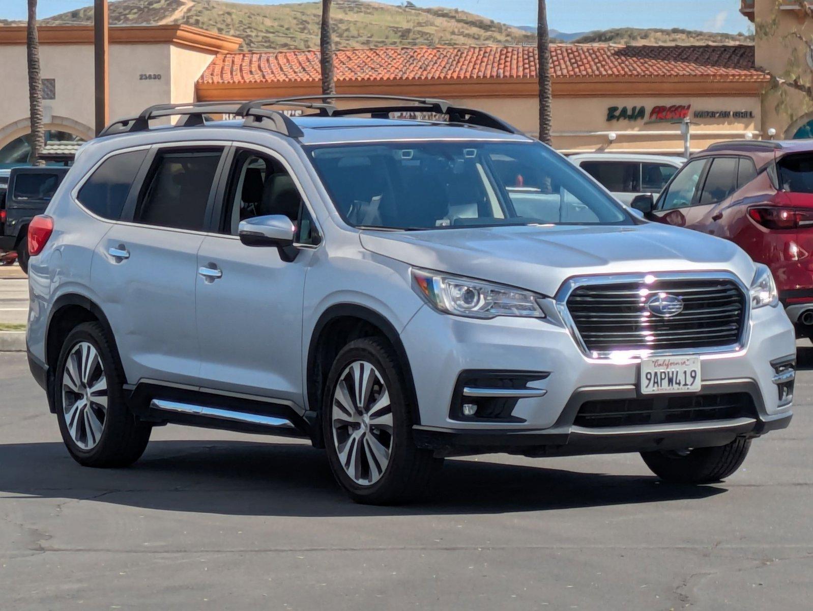 2022 Subaru Ascent Vehicle Photo in VALENCIA, CA 91355-1705