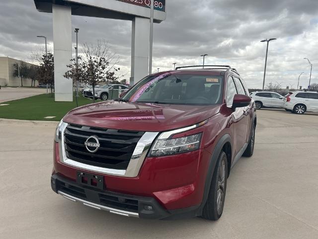 2023 Nissan Pathfinder Vehicle Photo in Grapevine, TX 76051