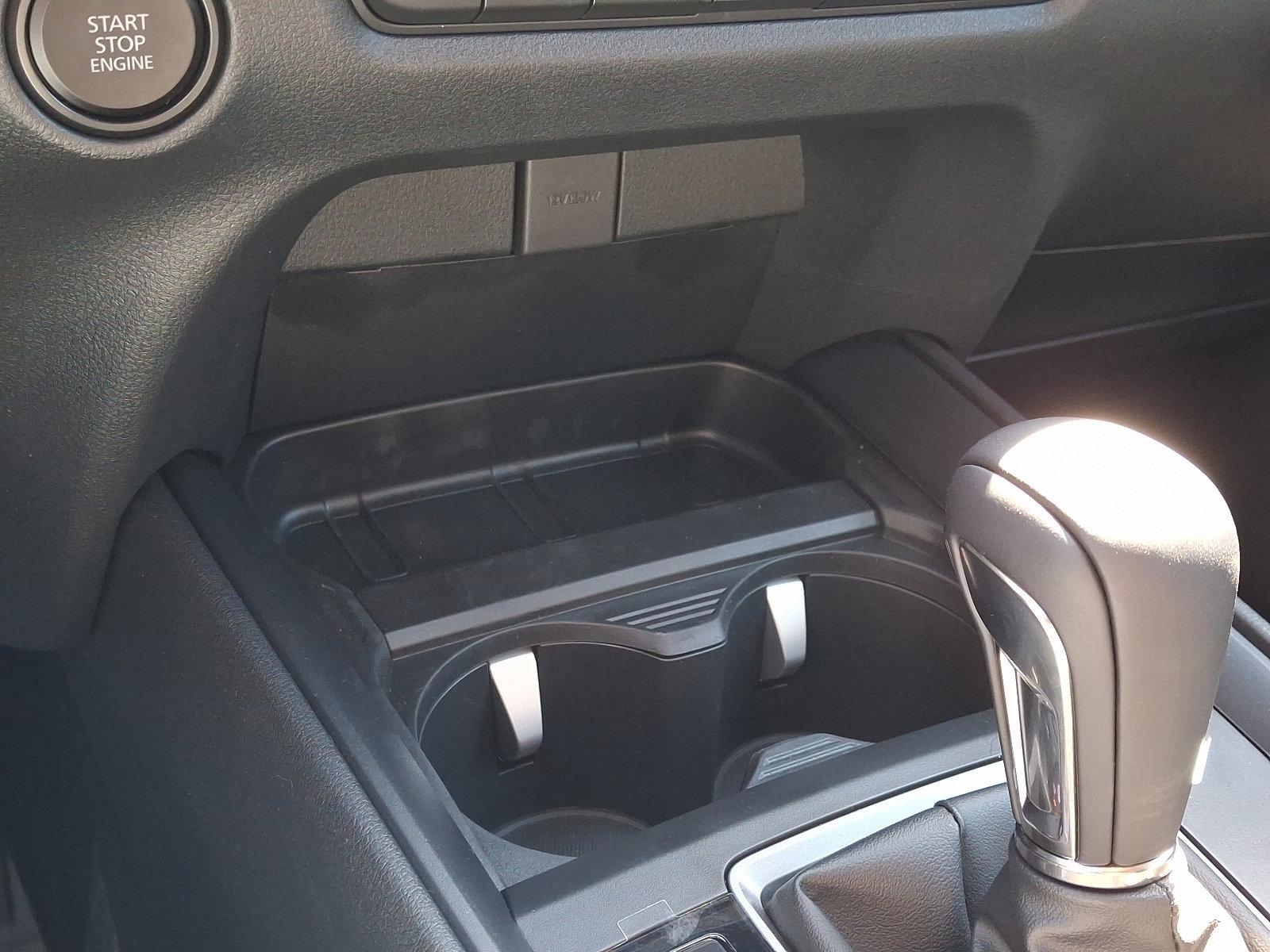2025 Mazda CX-50 Vehicle Photo in Trevose, PA 19053