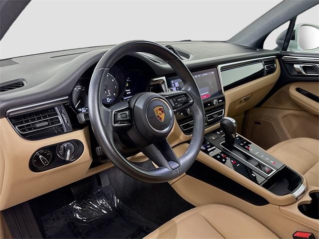 2022 Porsche Macan Vehicle Photo in Puyallup, WA 98371