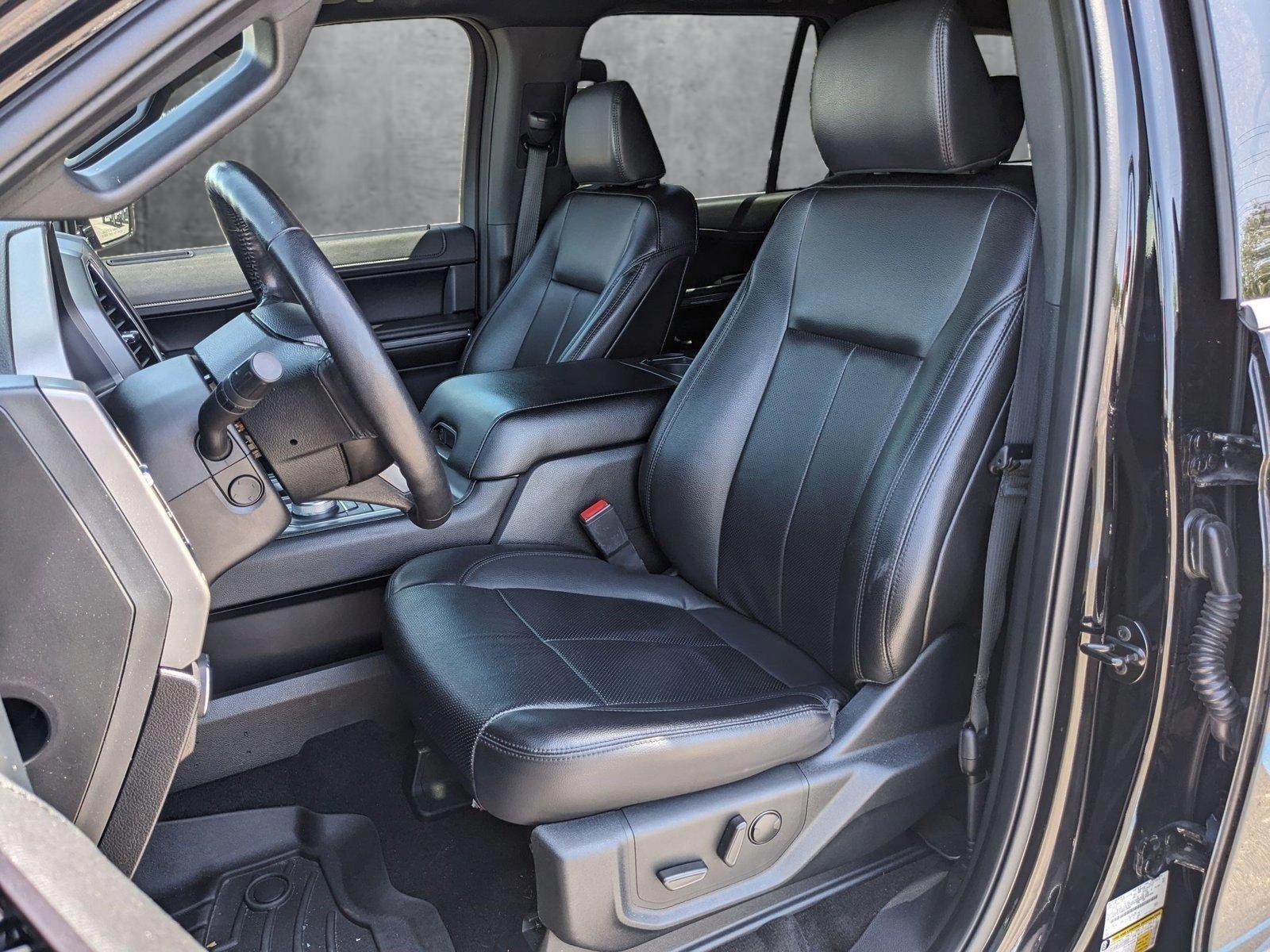 2021 Ford Expedition Vehicle Photo in HOUSTON, TX 77034-5009