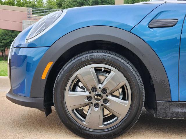 2024 MINI Cooper Hardtop 2 Door Vehicle Photo in PLANO, TX 75024