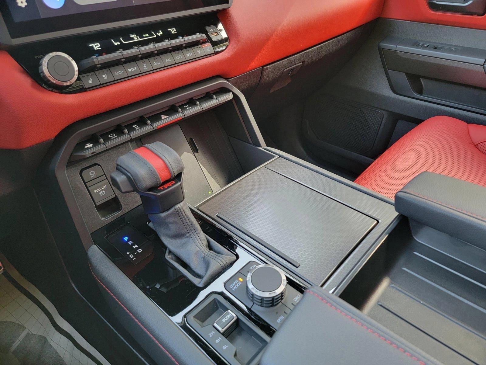 2025 Toyota Sequoia Vehicle Photo in Pembroke Pines , FL 33027