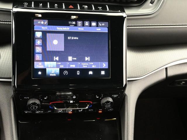 2025 Jeep Grand Cherokee L Vehicle Photo in Cedar Rapids, IA 52402