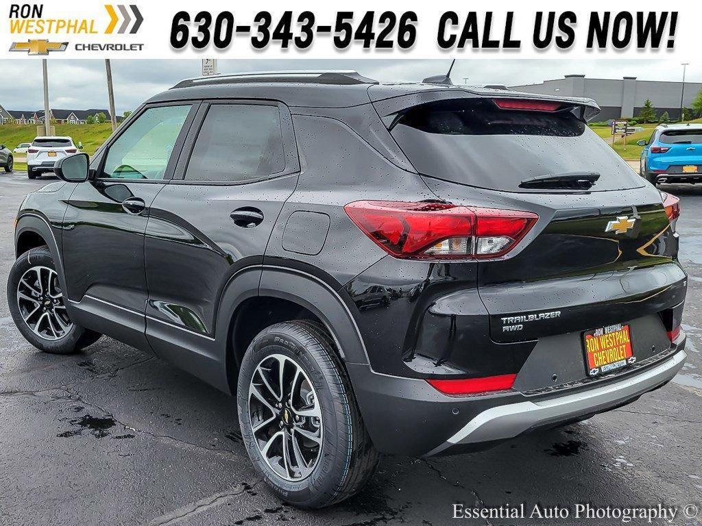 2025 Chevrolet Trailblazer Vehicle Photo in AURORA, IL 60503-9326