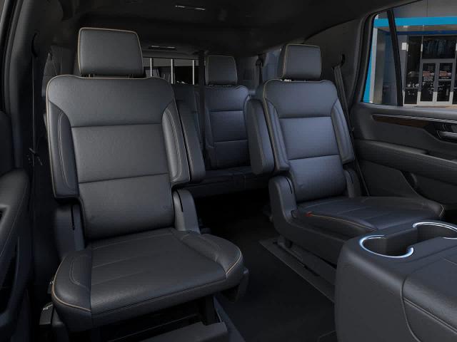 2025 Chevrolet Tahoe Vehicle Photo in MOON TOWNSHIP, PA 15108-2571