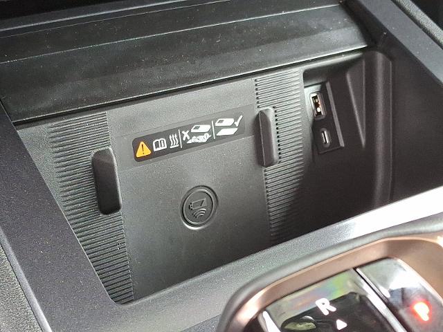 2025 GMC HUMMER EV SUV Vehicle Photo in TREVOSE, PA 19053-4984