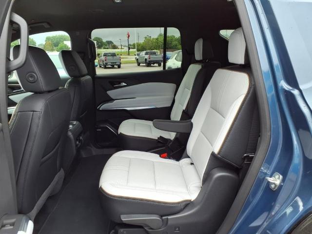 2025 Chevrolet Traverse Vehicle Photo in EMPORIA, VA 23847-1235