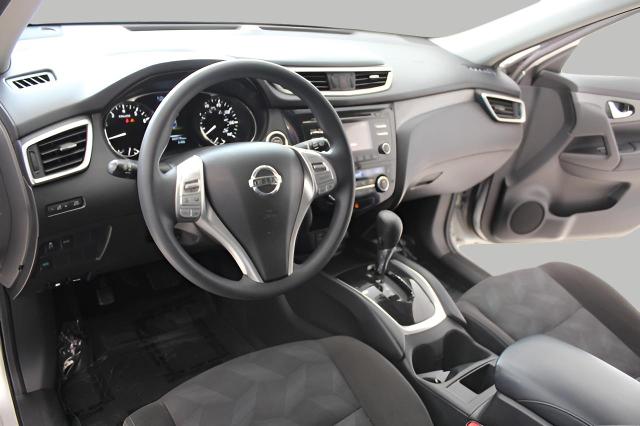 2015 Nissan Rogue Vehicle Photo in Green Bay, WI 54304