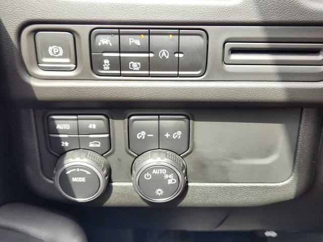 2023 Chevrolet Tahoe Vehicle Photo in DENTON, TX 76210-9321