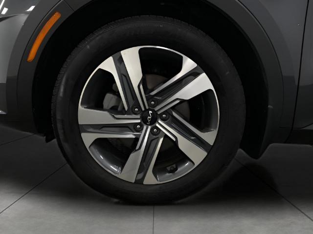 2024 Kia Sorento Hybrid Vehicle Photo in Appleton, WI 54913