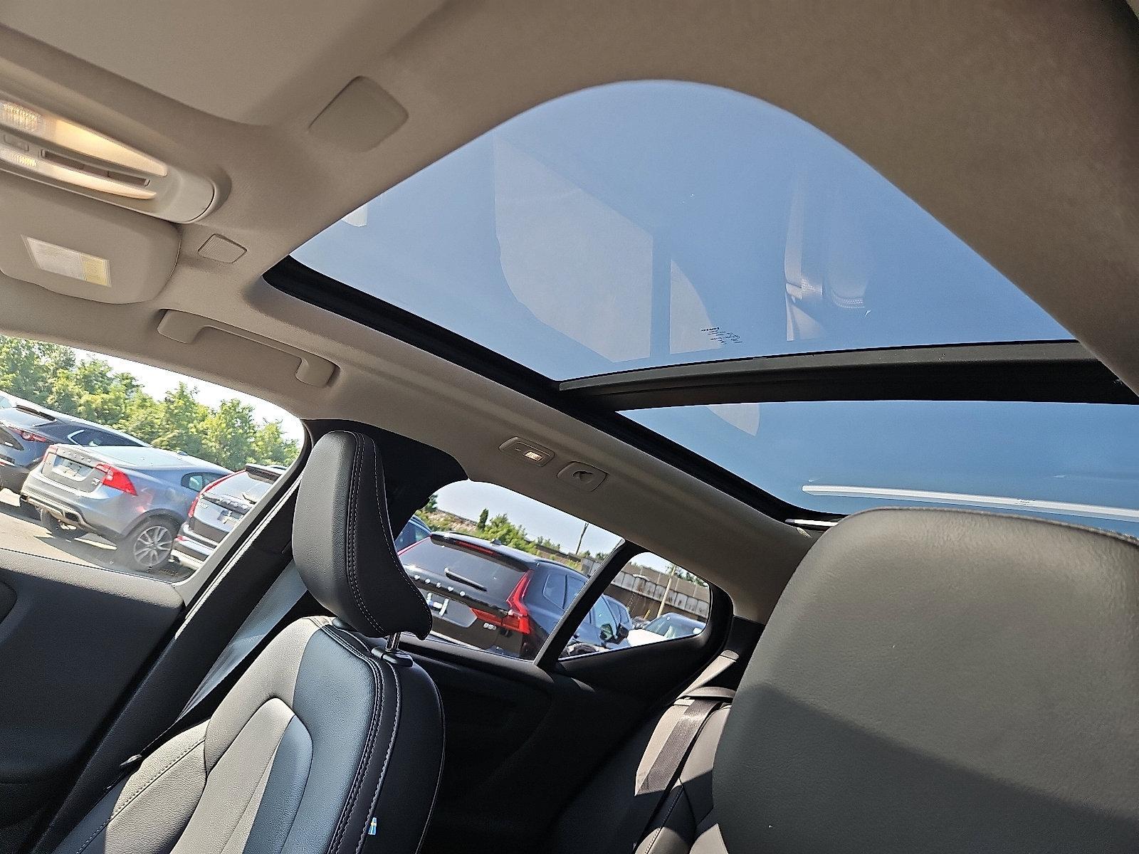 2026 Volvo XC40 Vehicle Photo in Trevose, PA 19053