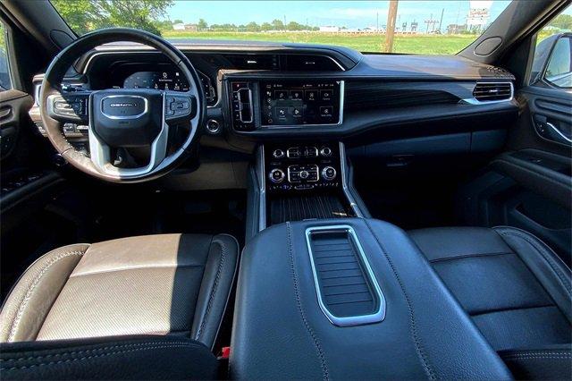 2022 GMC Yukon Vehicle Photo in TOPEKA, KS 66609-0000