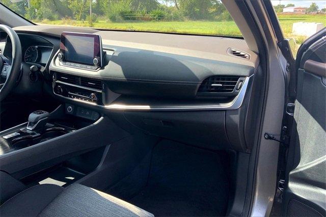 2023 Nissan Rogue Vehicle Photo in TOPEKA, KS 66609-0000
