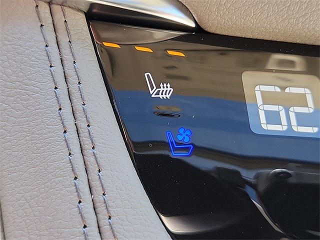 2024 Cadillac XT5 Vehicle Photo in ALLENTOWN, PA 18103-7399