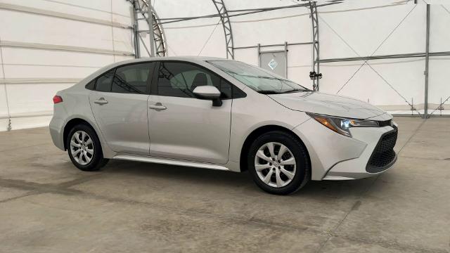 Used 2022 Toyota Corolla LE with VIN 5YFEPMAE5NP313139 for sale in Thomasville, GA