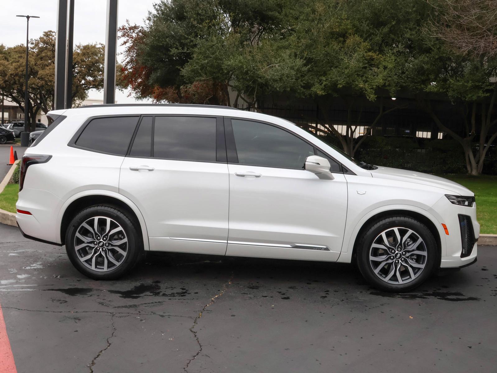 2021 Cadillac XT6 Vehicle Photo in DALLAS, TX 75209-3095