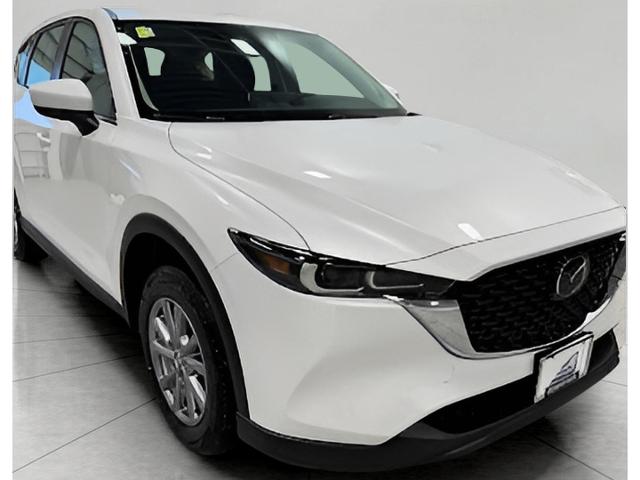 2025 Mazda CX-5 Vehicle Photo in Green Bay, WI 54304