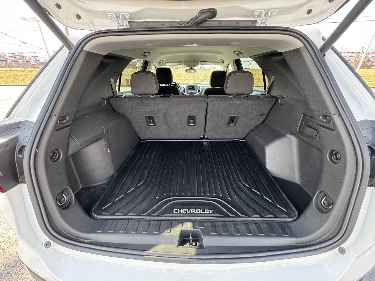 2022 Chevrolet Equinox Vehicle Photo in BOONVILLE, IN 47601-9633