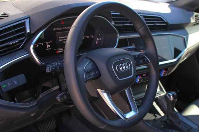 2024 Audi Q3 Vehicle Photo in SUGAR LAND, TX 77478