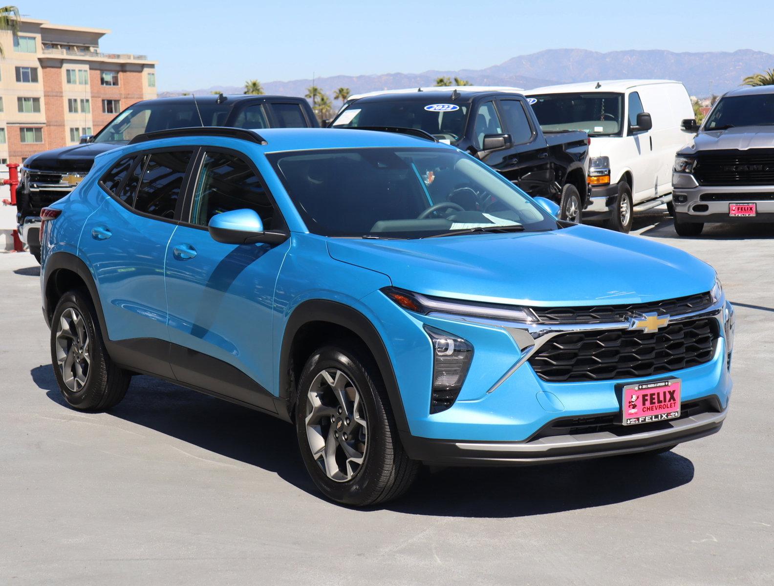 2025 Chevrolet Trax Vehicle Photo in LOS ANGELES, CA 90007-3794