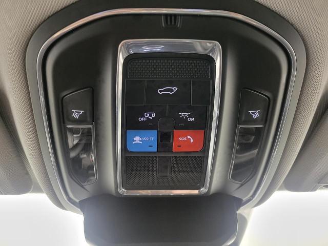 2023 Jeep Grand Cherokee L Vehicle Photo in NEENAH, WI 54956-2243
