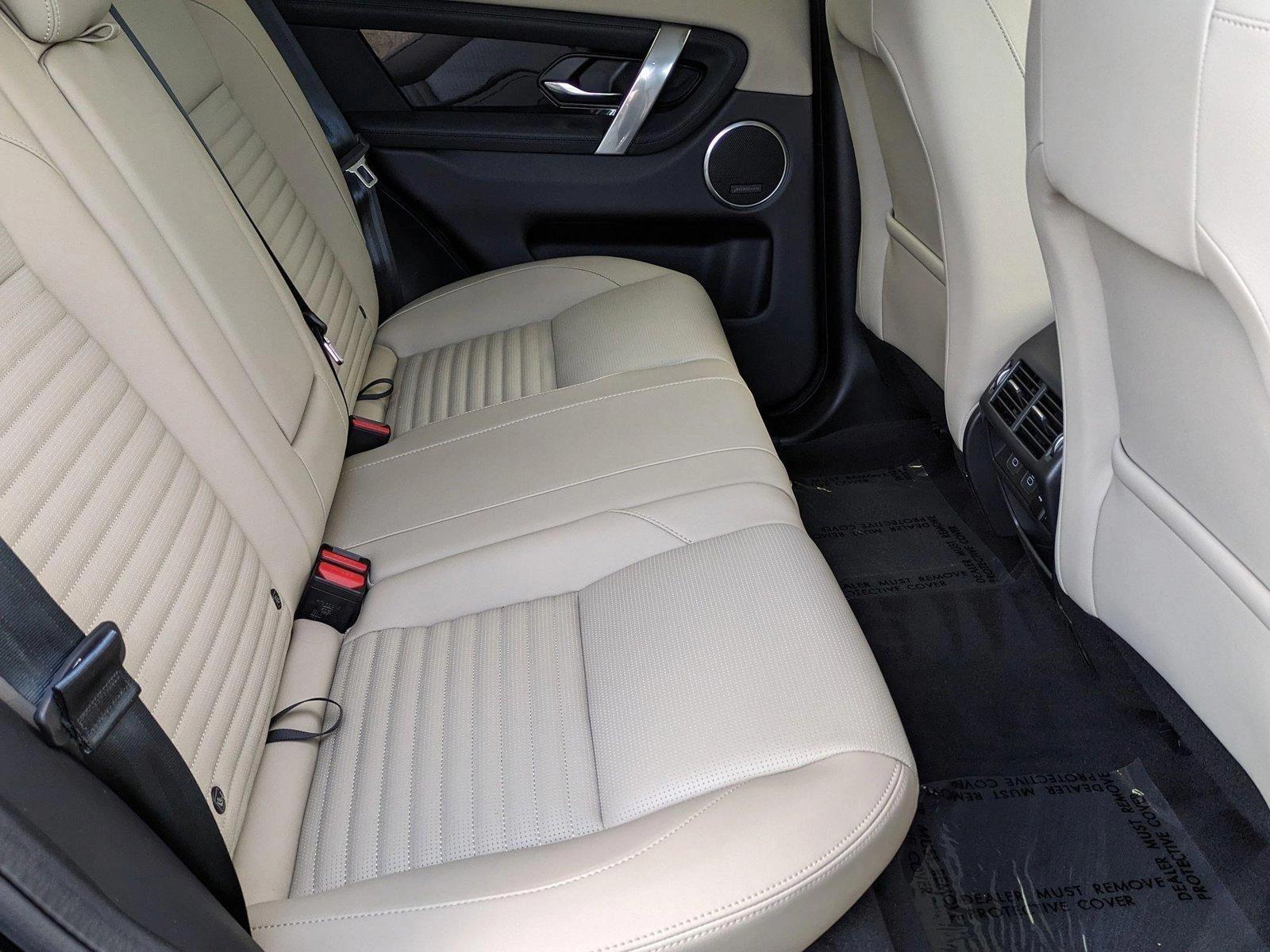 2025 Land Rover Discovery Sport Vehicle Photo in Bethesda, MD 20852