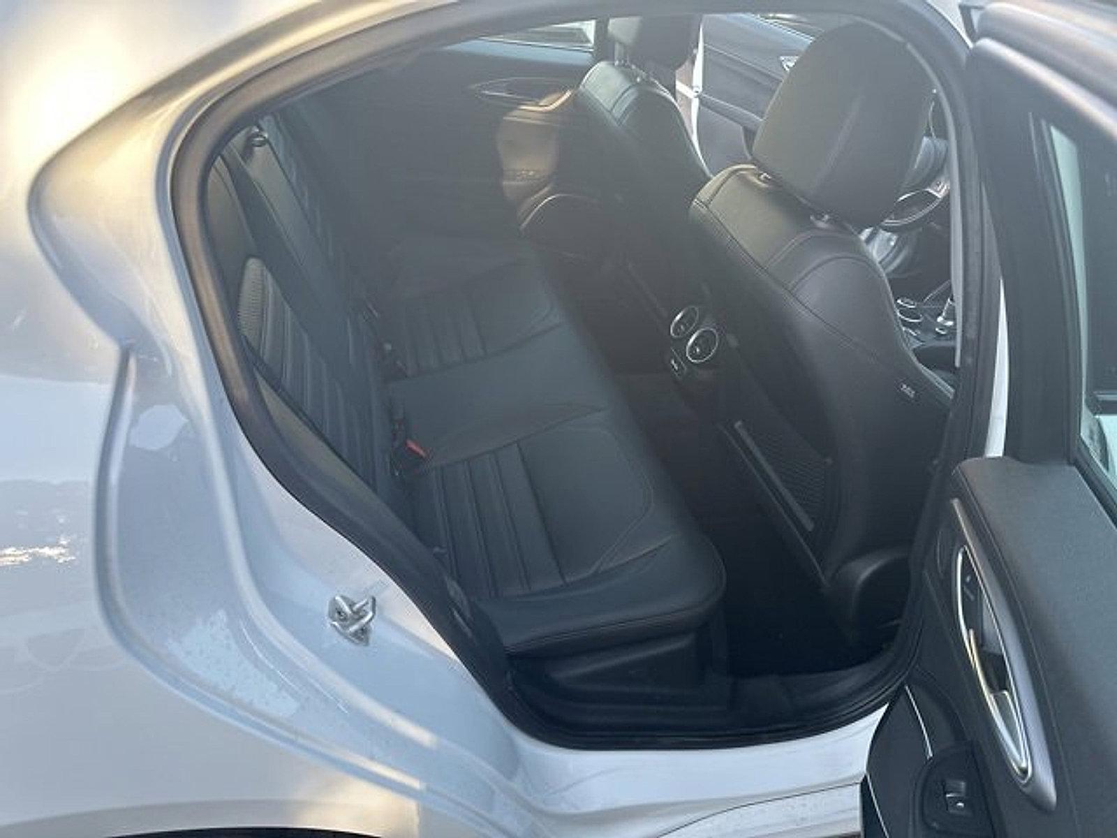 2019 Alfa Romeo Giulia Vehicle Photo in Willow Grove, PA 19090