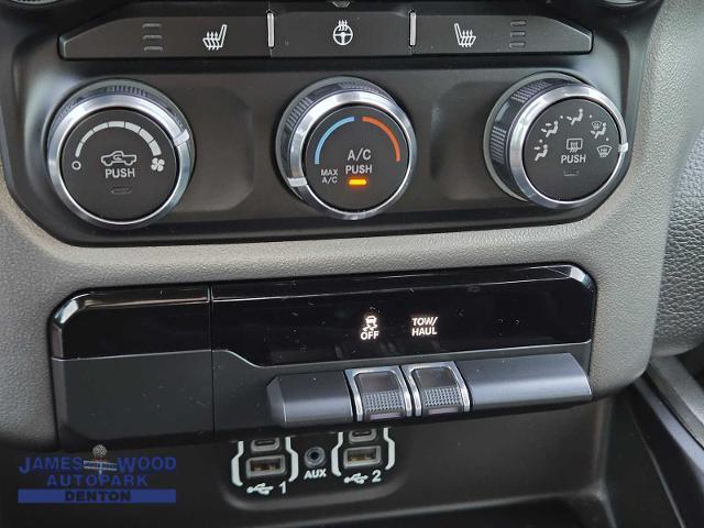 2021 Ram 1500 Vehicle Photo in DENTON, TX 76210-9321
