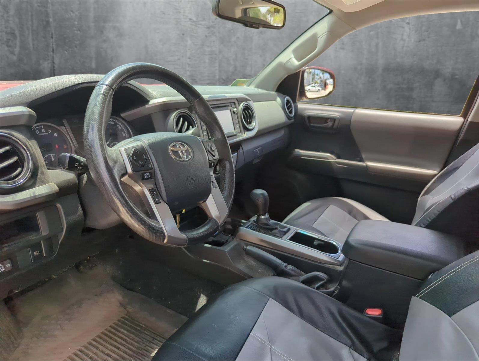2019 Toyota Tacoma 4WD Vehicle Photo in Pembroke Pines, FL 33027