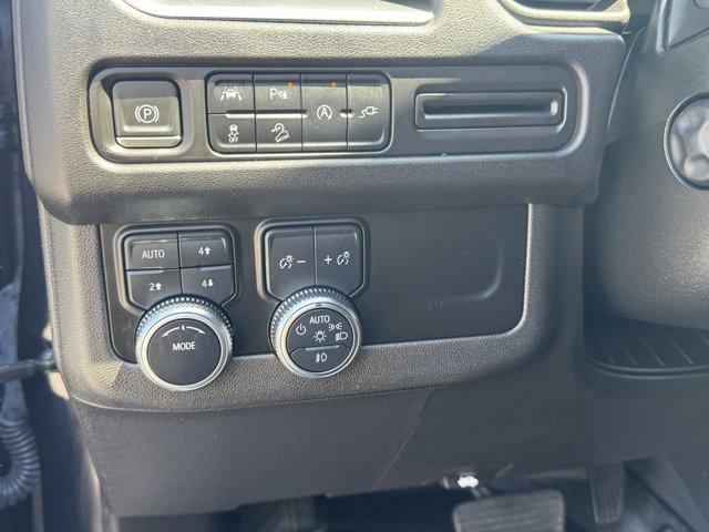 2022 GMC Yukon Vehicle Photo in LEOMINSTER, MA 01453-2952