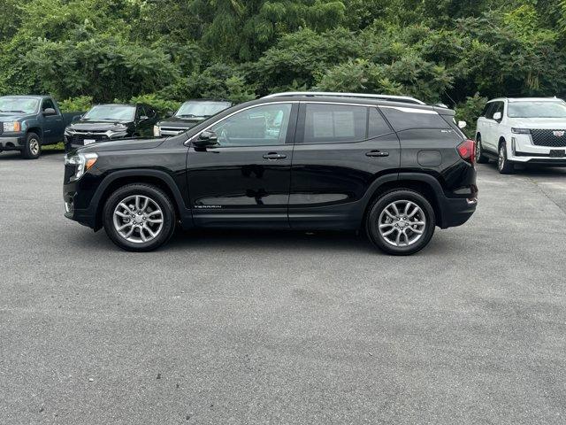 2024 GMC Terrain Vehicle Photo in LEOMINSTER, MA 01453-2952