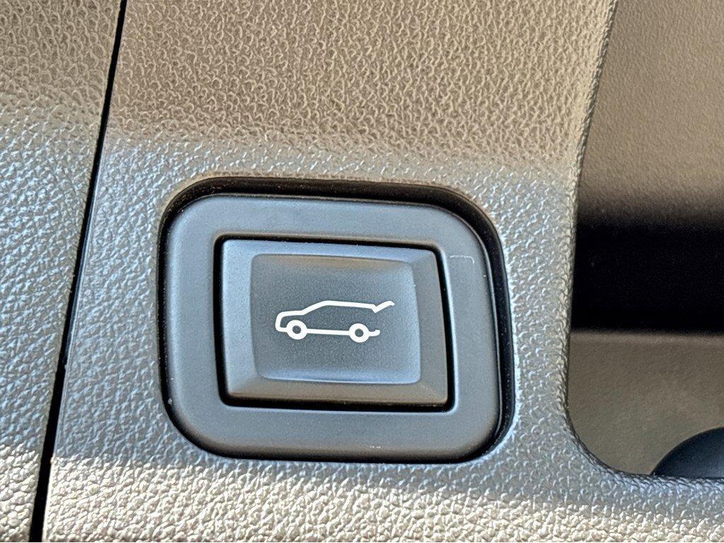 2023 GMC Acadia Vehicle Photo in SAVANNAH, GA 31406-4513