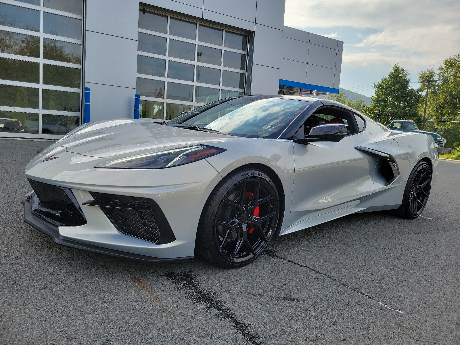 Used 2023 Chevrolet Corvette 2LT with VIN 1G1YB2D40P5108355 for sale in Tunkhannock, PA