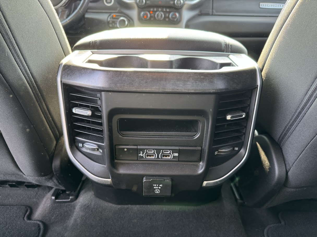 2020 Ram 1500 Vehicle Photo in BOONVILLE, IN 47601-9633