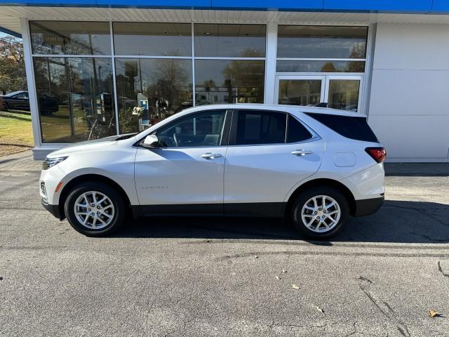 Used 2022 Chevrolet Equinox LT with VIN 3GNAXTEV6NL244730 for sale in Conneaut, OH