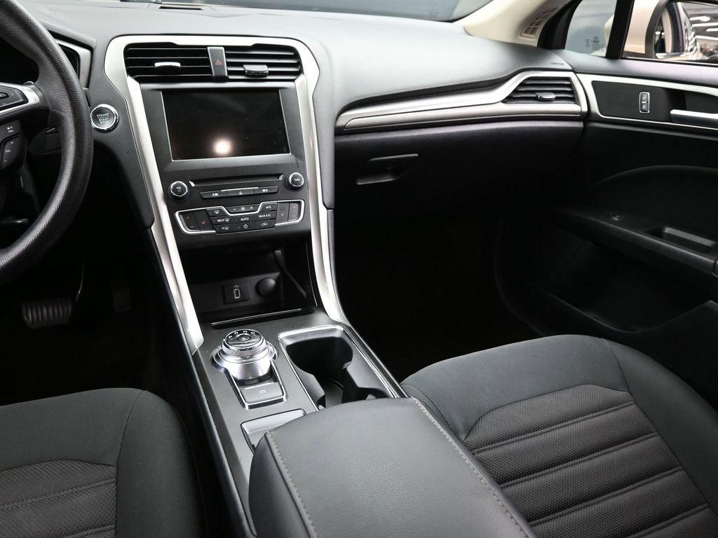 2018 Ford Fusion Vehicle Photo in Cedar Rapids, IA 52402