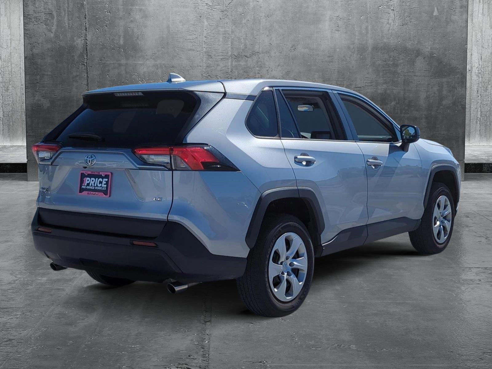 2022 Toyota RAV4 Vehicle Photo in Ft. Myers, FL 33907