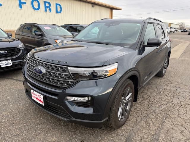 Used 2024 Ford Explorer XLT with VIN 1FMSK8DH5RGA16714 for sale in Forsyth, MT