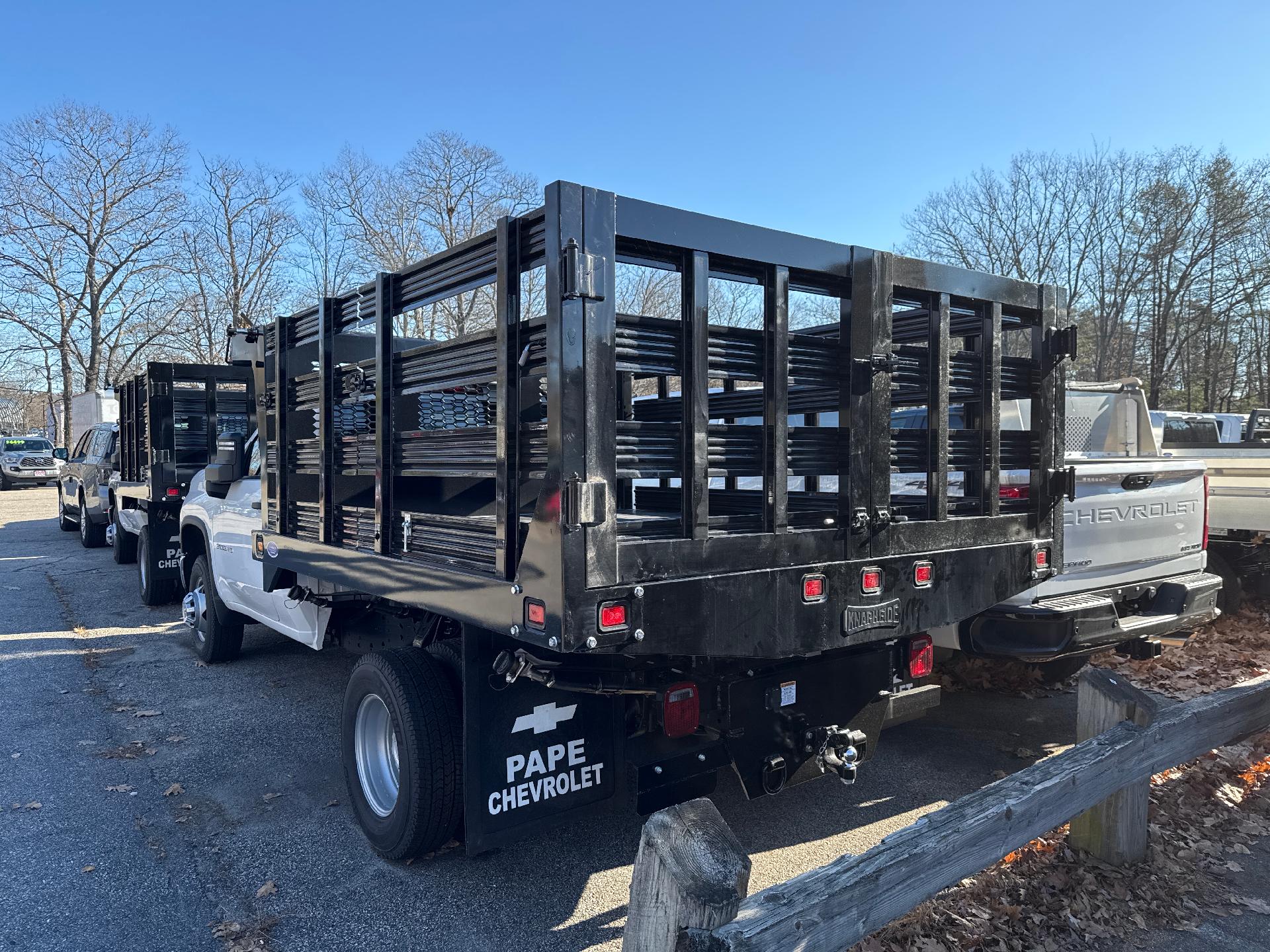 2024 Chevrolet Silverado 3500 HD Chassis Cab Vehicle Photo in SOUTH PORTLAND, ME 04106-1997